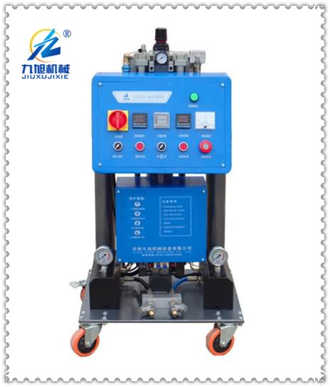 聚氨酯澆注設(shè)備型號：JNJX-Q1